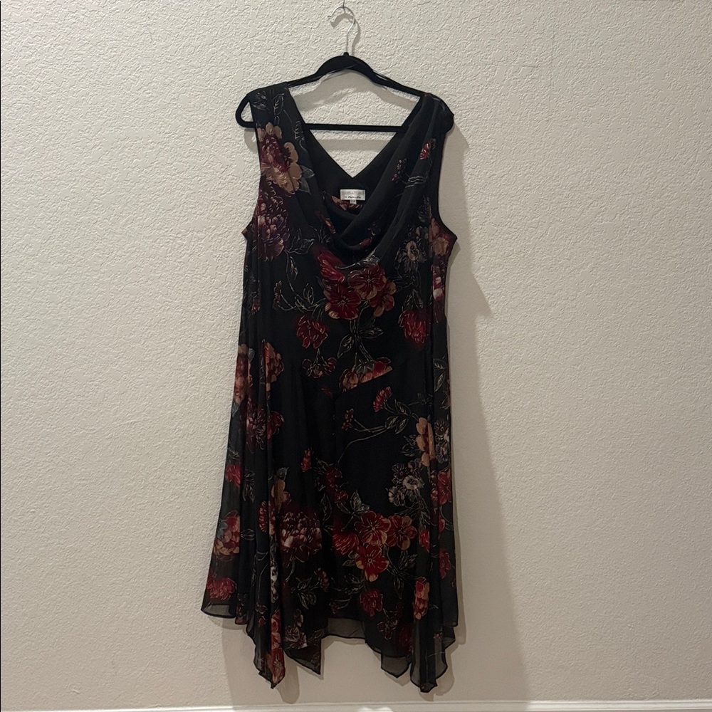 Signature by Robbie Bee Asymmetrical Floral Dress - Black and Red
